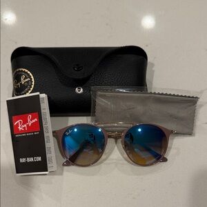 Ray-Ban Sunglasses with Case